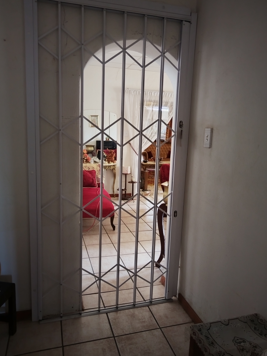 3 Bedroom Property for Sale in Christiana North West